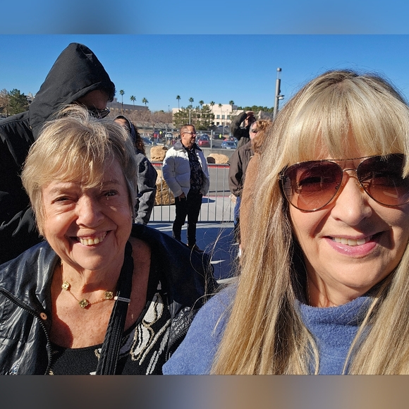 Live Show Listing - Picture 7 of 10